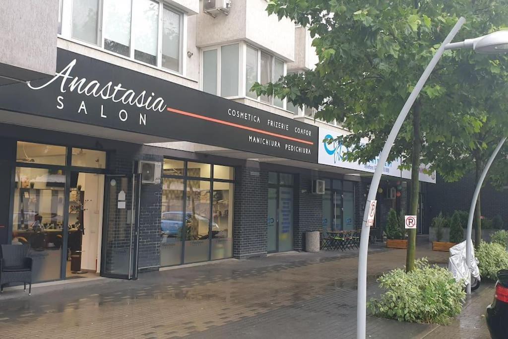 Studio Modern. Букурещ Екстериор снимка