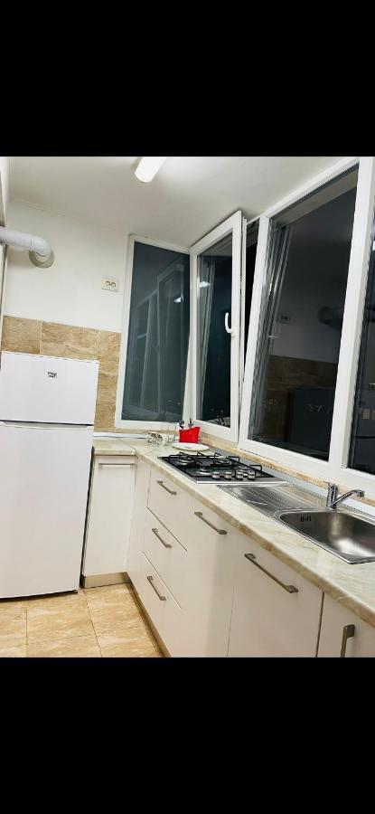 Studio Modern. Букурещ Екстериор снимка