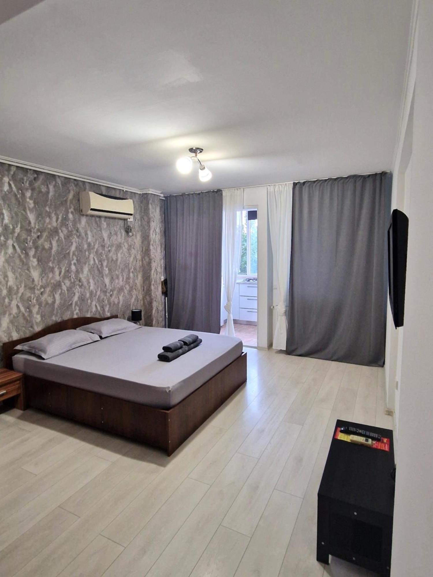 Studio Modern. Букурещ Екстериор снимка